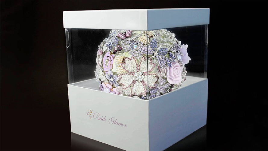 Need To Custom Made Your Bouquet Boxes?